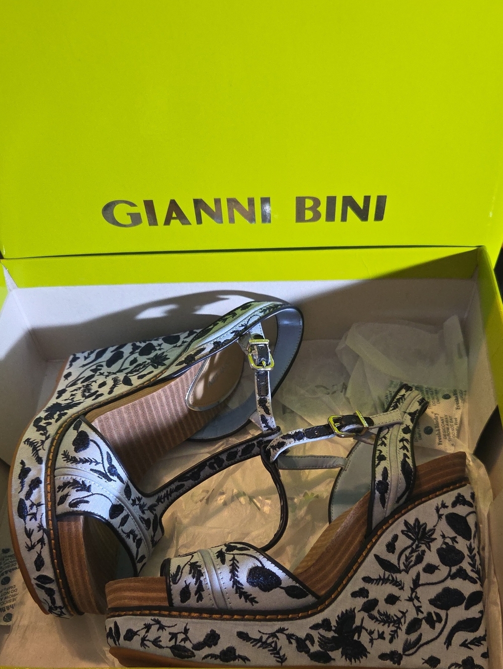 Gianni Bini Navy Blue, Light Blue Floral Wedge Sandals with Ankle Strap 6.5M
